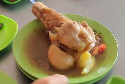 Nikmatnya Sop Sumsum Langsa dari Medan, Tulang Sapi yang Dimasak dalam Kuah Kaldu