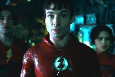 Penampilan Ezra Miller di The Flash Bakal Bikin Orang Lupa dengan Kejahatan Sang Aktor