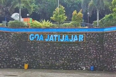 Mitos Sungai Eksotis di Gua Jatijajar yang Terbentuk Selama Jutaan Tahun