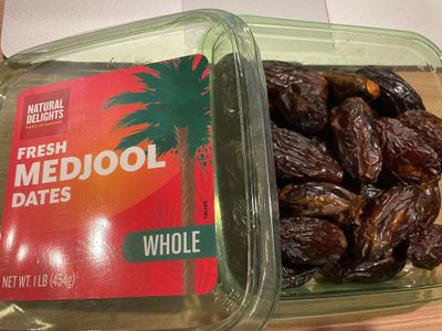 Gak Cuma Arab, Ternyata Amerika Serikat Juga Punya Kurma: Besar, Lembut, dan Manis