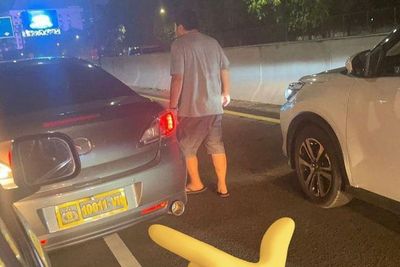 Kapolri Soroti Pria Viral Pakai Pelat Dinas dan Ngamuk di Tol: Usut Tuntas!