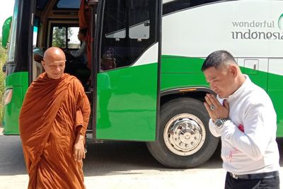 Ritual Thudong Lintas Negara, Puluhan Biksu Berjalan Kaki Ribuan Kilometer