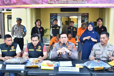 Dor! Polisi Tembak Kawanan Pembobol Gudang Sembako yang Sering Beraksi di Banten