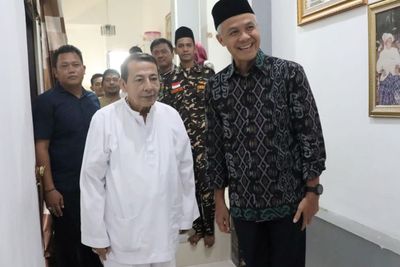 Sowan ke Habib Luthfi, Ganjar Dapat Petuah untuk Merawat Kebangsaan