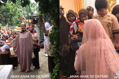 Momen Lucu Segerombolan Anak SD Datangi Pernikahan Gurunya: Gemes Banget!