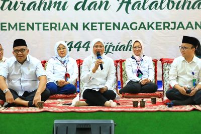 Gelar Halal Bihalal dengan Pegawai Kemnaker, Menaker: Momentum Peningkatan Produktivitas