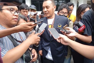 Enggan Lapor Perusakan Baliho Anies Baswedan, NasDem: Kita Pasang Lagi Aja