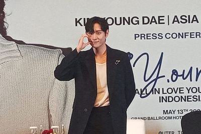 Bocoran Karakter Peran Kim Young Dae di Proyek Drama Terbarunya To The Moon