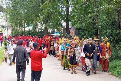 Pawai Budaya Ramaikan Pendaftaran Bacaleg PDIP Kota Batam ke KPU