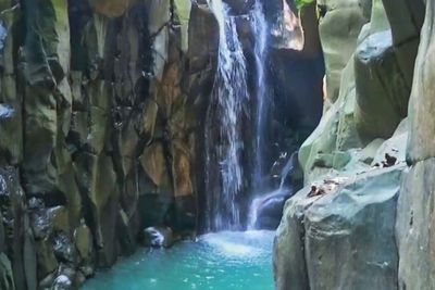 Menelusuri Mitos-Mitos Mistis di Curug Cikuluwung, Surga Tersembunyi di Tengah Hutan Bogor