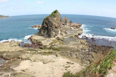 Pantai Watu Lumbung, Destinasi Tersembunyi di Gunungkidul Cocok Buat Liburan