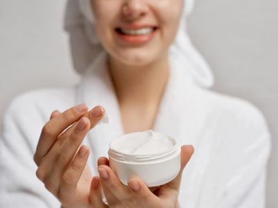Tips Pilih Skincare untuk Remaja serta Rekomendasi Produknya