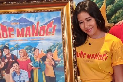 Syuting Film Onde Mande , Shenina Cinnamon Teringat Masakan Nenek