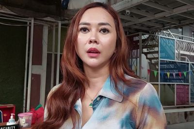 Maju Jadi Caleg Partai Golkar, Aura Kasih Bantah Direkomendasikan Ridwan Kamil