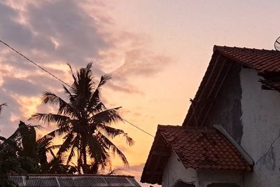 Sandekala: Mitos Wewe Gombel dan Masa Pergantian Waktu yang Menyeramkan
