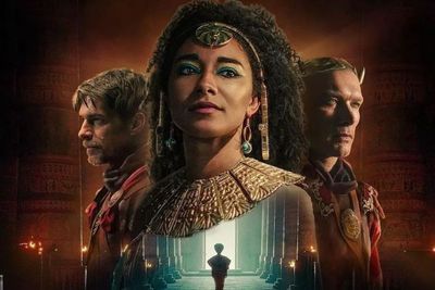 Review Serial Dokumenter Queen Cleopatra yang Penuh Kontroversial