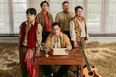 Daun Jatuh Rilis Single Terbaru Sekedar Mengagumi