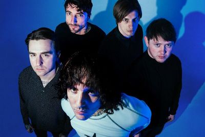 Vokalis Bring Me The Horizon Oliver Sykes Umumkan BMTH Akan Konser di Indonesia