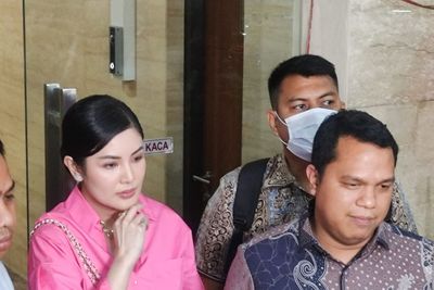 Dicecar 40 Pertanyaan, Nindy Ayunda Bantah Sembunyikan dan Bantu Dito Mahendra