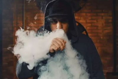 Ini Tiga Fakta yang Bikin Jutaan Orang Beralih ke Vape