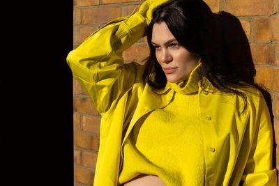 Jessie J Melahirkan Anak Laki-laki, Curhat Bayinya Salah Jalan hingga Berujung Caesar
