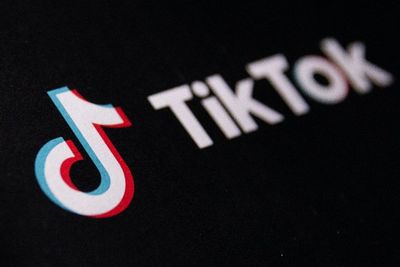 Viral Lowongan Kerja Joget TikTok Digaji Rp32 Juta per Bulan di Malaysia, Tertarik?