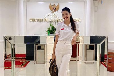 Jadi Anak Buah Menpora, Mikha Tambayong Vakum dari Dunia Hiburan?