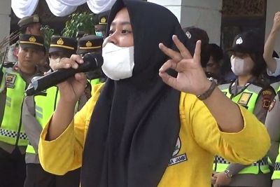 Puluhan Mahasiswa Unjuk Rasa ke DPRD Kota Jambi, Minta Selesaikan Kasus Nenek Hafsah