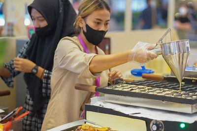 Pencinta Dessert Yuk Merapat ke MOI Berburu Jajanan Manis Bikin Happy!