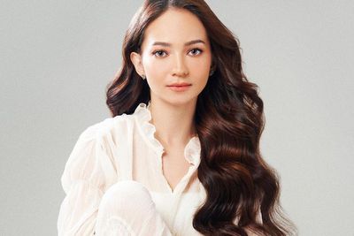 Enzy Storia Memukau Bak Barbie Hidup di Pemotretan Terbaru: Habis Nikah Aura Makin Wow