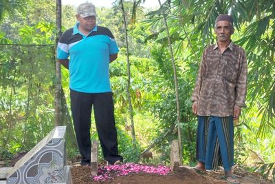 Cerita Lengkap Ibu Gorok Leher Anak Kandung hingga Tewas, Keluarga Menduga Kesurupan