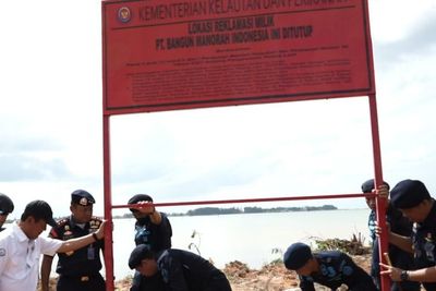 Tindak Tegas, Lahan Reklamasi Ilegal Ribuan Meter di Batam Disegel!