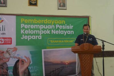 Dorong Perekonomian Istri Nelayan Jepara, Ini Program PLN Peduli dan BenihBaik