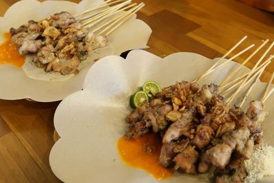 Mencicipi Sate KSM, Kuliner Hidden Gem Murmer di Cipete Langganan Para Artis Jakarta