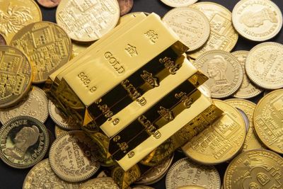 Gen Z Ternyata Suka Beli Emas Batangan Ukuran Ini, Untung Buat Investasi