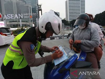 Polda Metro Jaya soal Tilang Manual: Bukan untuk Banyak Menilang!