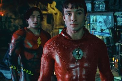 CGI The Flash Dianggap Jelek, Sang Sutradara: Ya Memang Sengaja