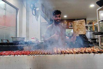 Icip Lezatnya Nasi Pakistan di MKR Resto, Porsinya Besar Banget Ada di Surabaya