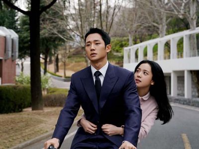 7 Drama Korea Jung Hae-in Terbaru dan Paling Populer