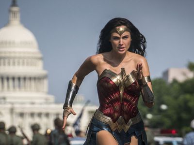 Gal Gadot Sebut Wonder Woman 3 Masih dalam Pengembangan James Gunn dan Peter Safran
