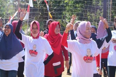 Relawan Ganjar di Wonogiri Bikin Lomba 17 Agustus hingga Tirakat buat Semarakkan HUT Kemerdekaan