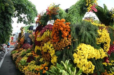 Banjir Bunga di Semarang Merdeka Flowers Festival 2023