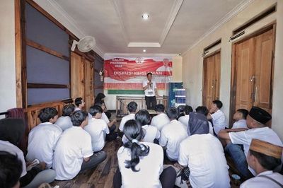 Antusiasme Pemuda Tasikmalaya Mengikuti Diskusi Keislaman yang Digagas Relawan Ganjar