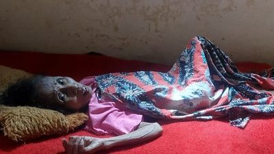 Kisah Nenek Tomi, Diceraikan Suami Gegara Sakit Parah hingga Tak Dapat Pelayanan Kesehatan