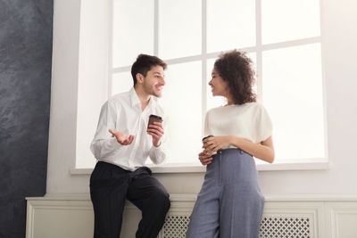 Jago Ngomong Tanpa Nyakitin! Begini Cara Bangun Komunikasi Asertif di Kehidupan Sehari-hari
