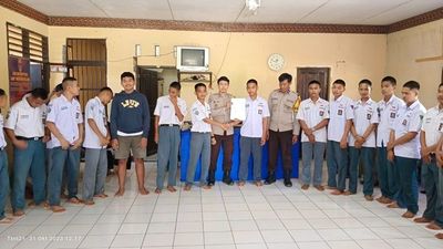 Begini Cara Polsek Lembang Pinrang Mediasi Pelajar yang Berkelahi
