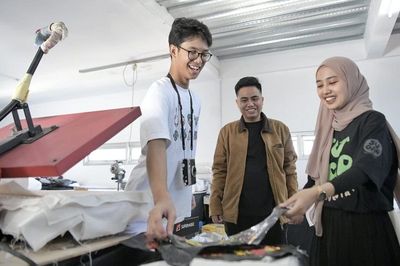 Libatkan Masyarakat Jaga Lingkungan, Alam Ganjar Apresiasi Usaha Sugar Souvenir