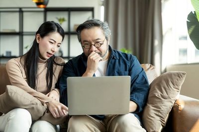 Pensiun di Usia Muda: Cara Realistis Capai Kebebasan Finansial