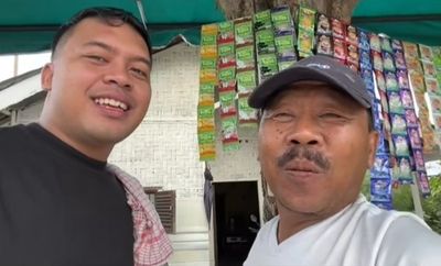 Video Viral Hi Kids dari Pedagang Bakso Bakar, Respons Lucu sang Ayah Bikin Warganet Ngakak