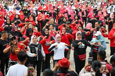 Senam Bareng Srikandi Lampung, Atikoh: Dapat Hormon Bahagia dan Silaturahminya